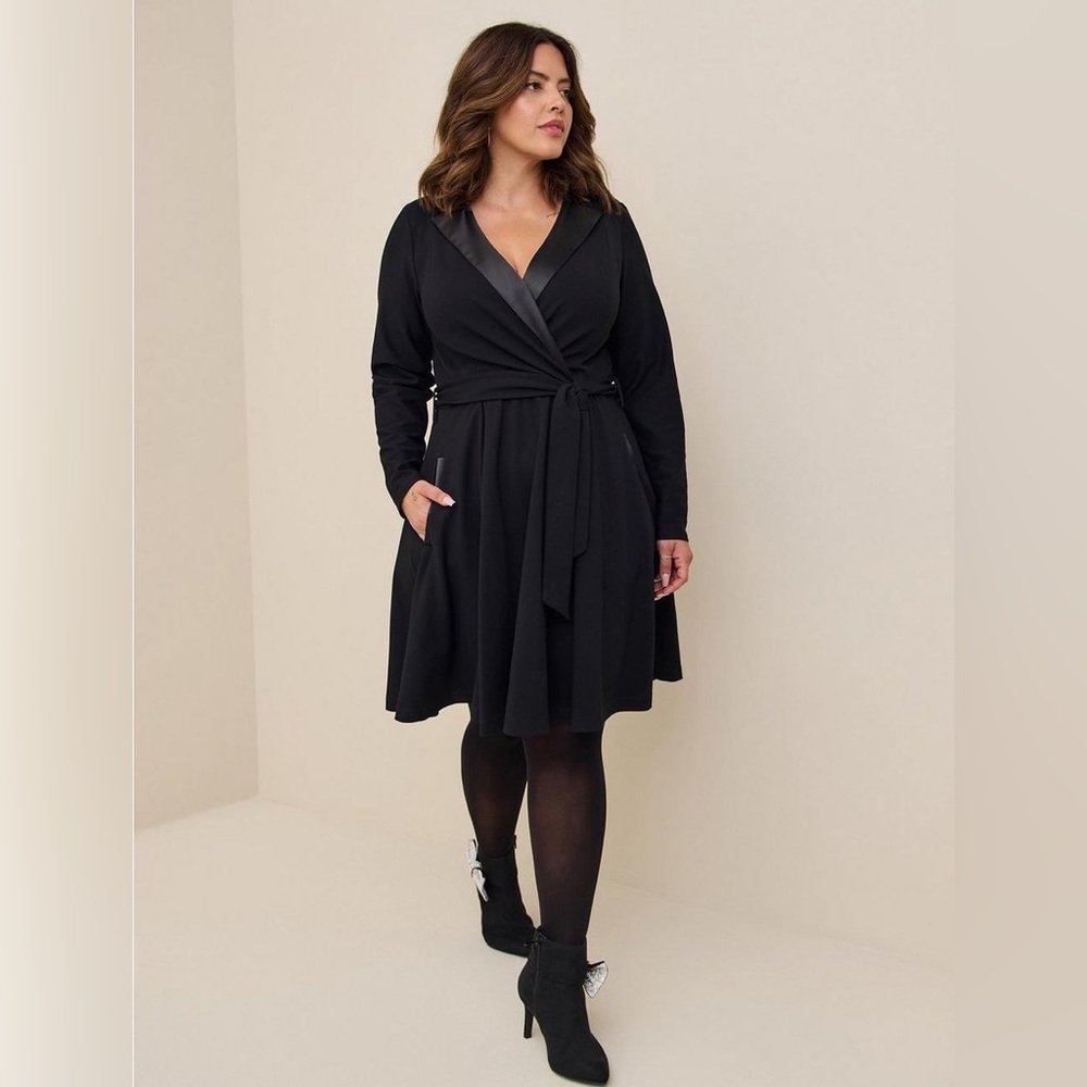 Torrid Mini Tuxedo Dress Size 16